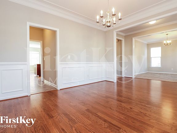 5th image of 519 Chaff Ln