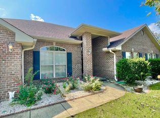 348 Tanglewood Cir, Alabaster, AL 35007