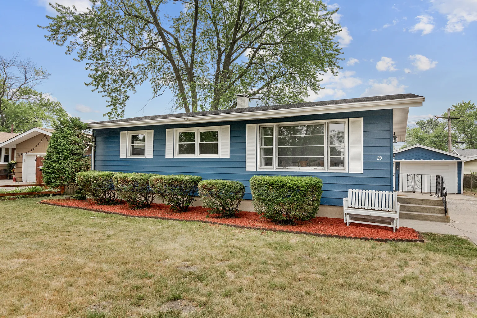 25 Blackhawk Dr photo 1