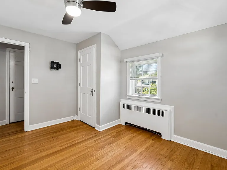 406 Pine Ave — Photo 25