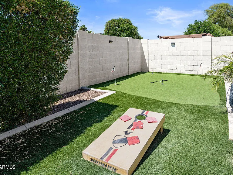 1757 E Hackamore St — Photo 8