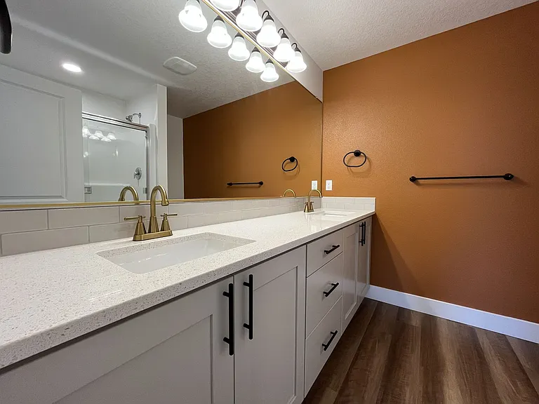 2875 S Magnolia Dr — Photo 26