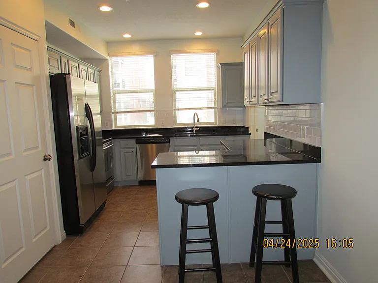 Kitchen sitting counter
