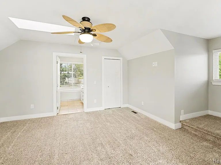 10280 Lakeside Dr — Photo 17