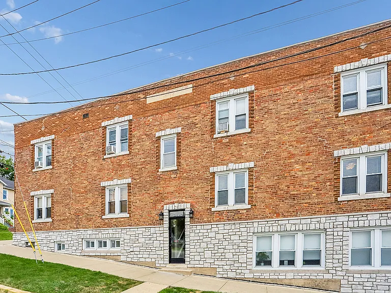 226 Lemont St #2 — Photo 1