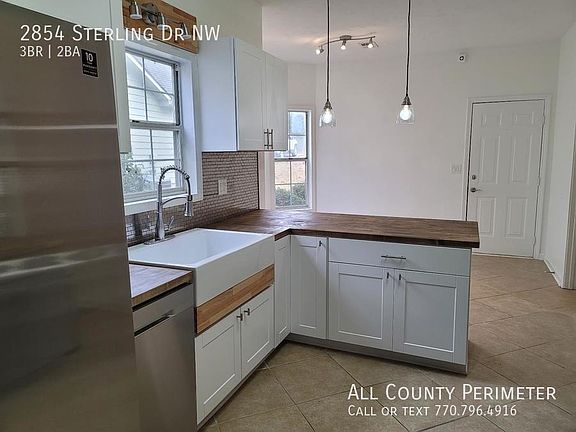 4th image of 2854 Sterling Dr NW