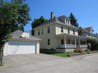 27 McKinley St, Bangor, ME 04401