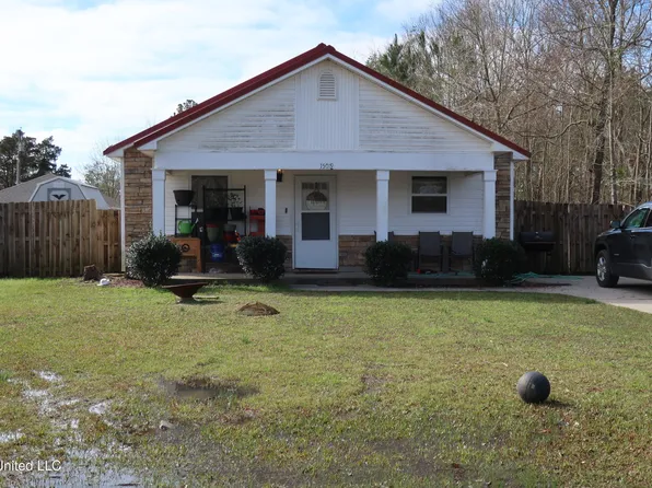 15001 Dillon St, Vancleave, MS 39565