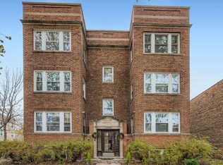 5704 N Artesian Ave #3N, Chicago, IL 60659