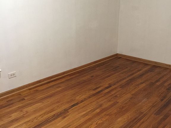 5th image of 2112 W 35th St #2