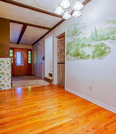 5th image of 6202 Meadowbrook Dr