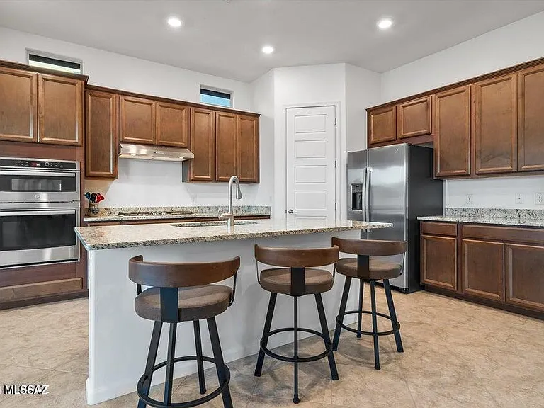 10623 N Iron Peak Dr — Photo 11