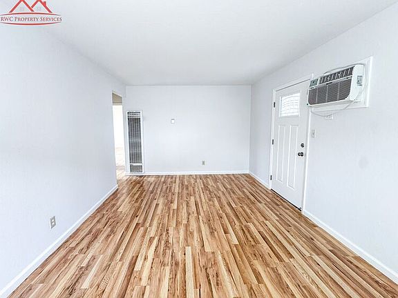 4th image of 840 El Cerrito Way APT B