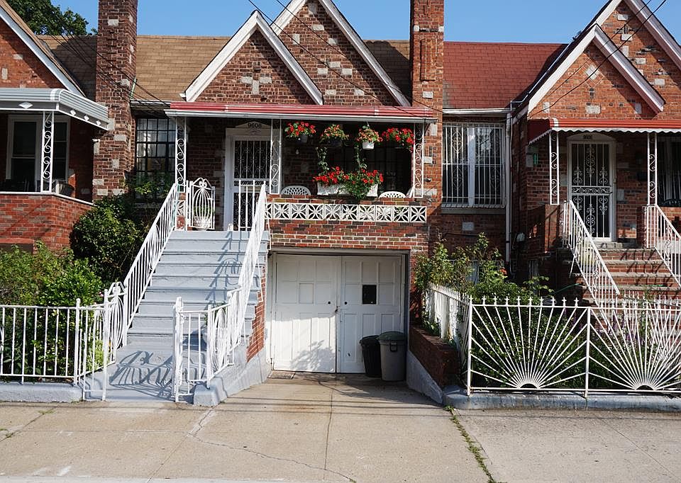 1st image of 9608 Avenue