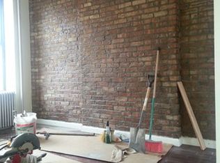102 Clay St, Brooklyn, NY 11222