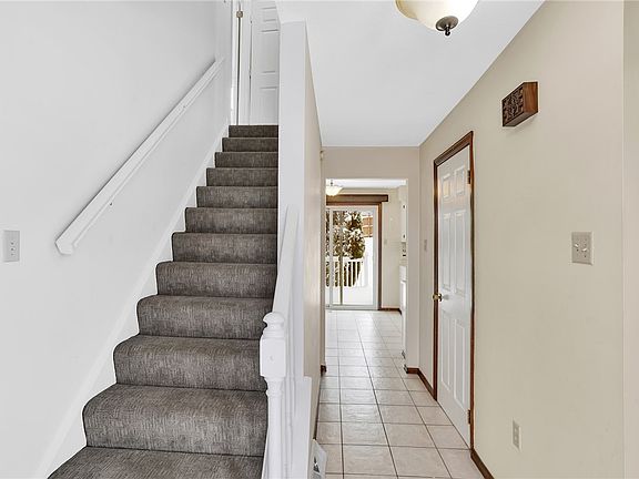 5th image of 10191 Sudberry Dr