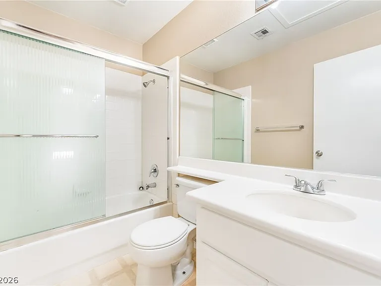 8725 Autumn Valley Ave — Photo 26