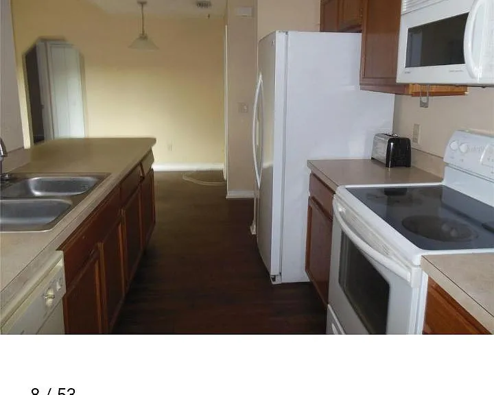 557 Rapid Falls Dr — Photo 12