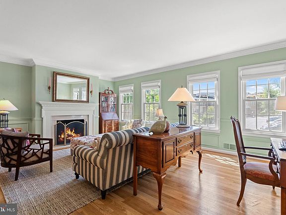 4th image of 3581 Hamlet Pl