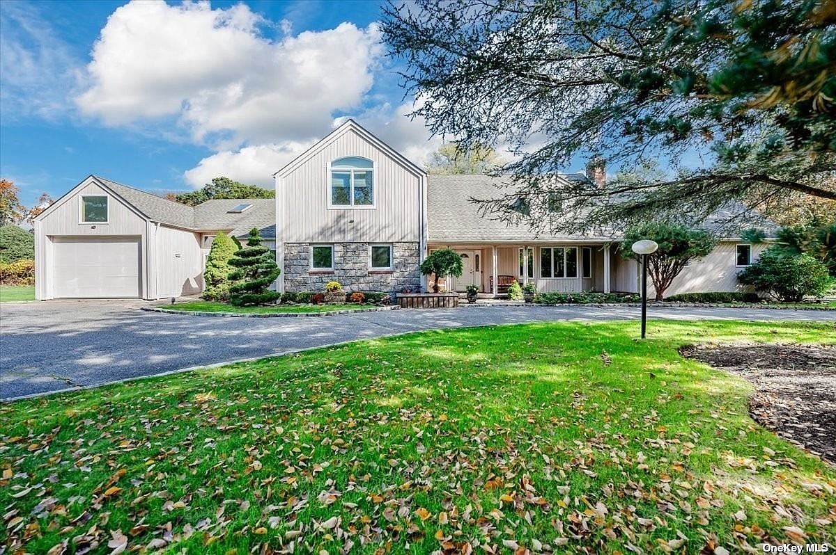 83 Cherry Lane, Syosset, NY 11791 Zillow