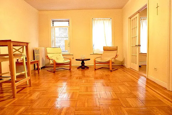 Rented by Level Group | media 8