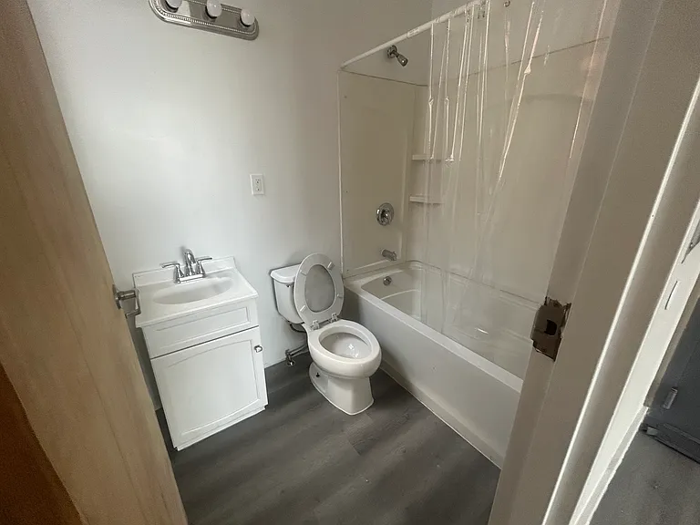 7329 W Chester Pike #2D — Photo 10