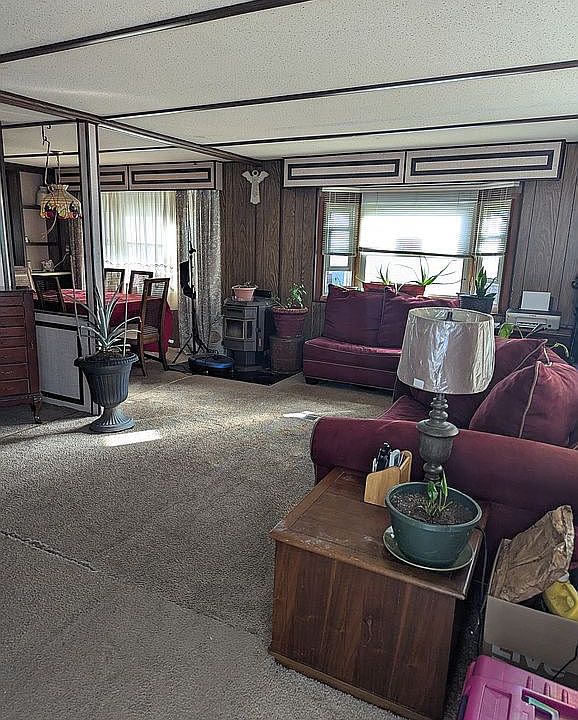 Living/dining walk thru kitc