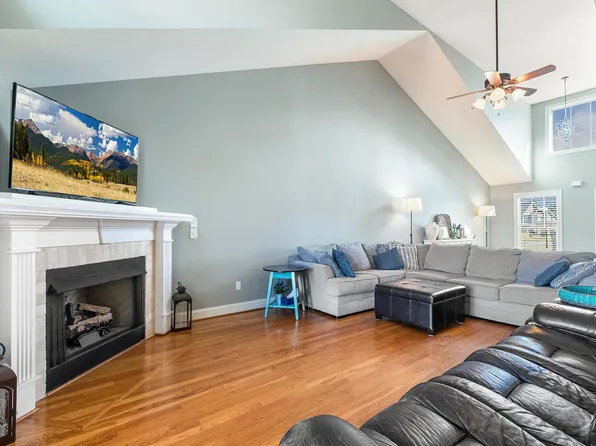 288 Joseph Alexander Dr, Fuquay Varina, NC 27526