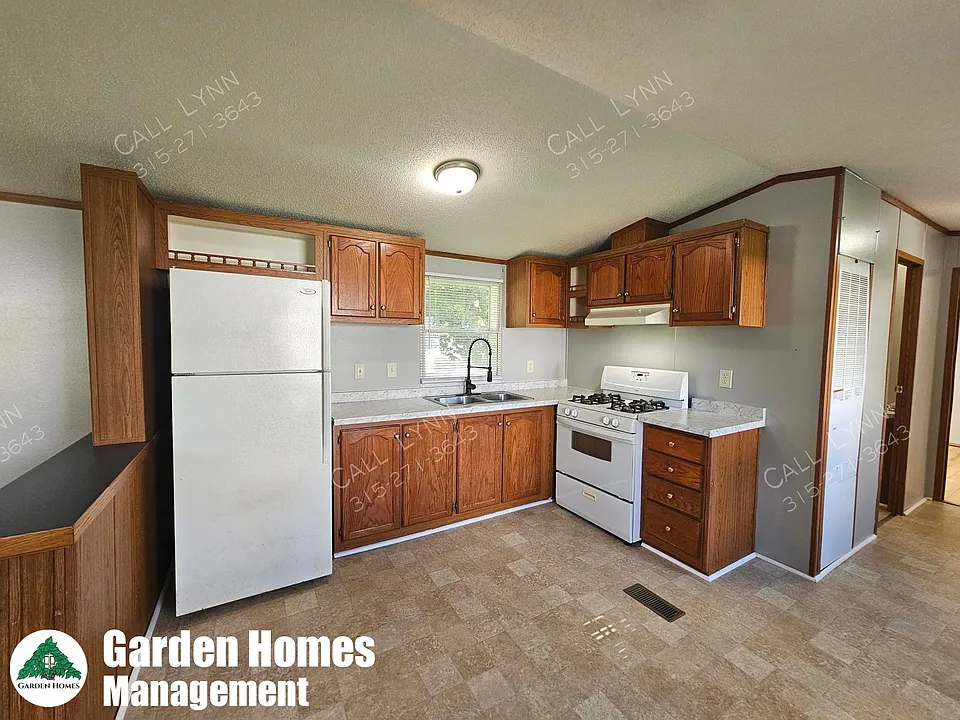 60 Noble Ln