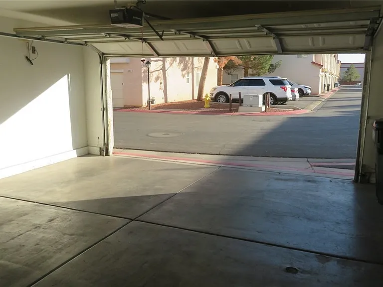 3014 Sunrise Bay Ave — Photo 25