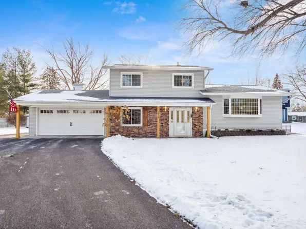 2210 Regent Dr, White Bear Lake, MN 55110