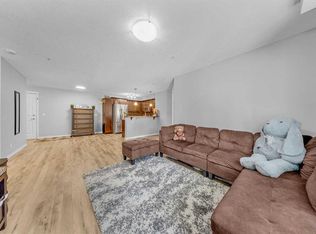 10 Country Village Park SE #3206, Calgary, AB T3K0W5