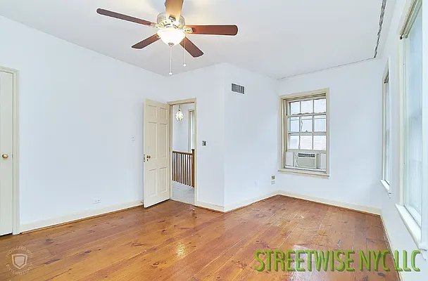 Rented by Streetwise NYC LLC | media 35
