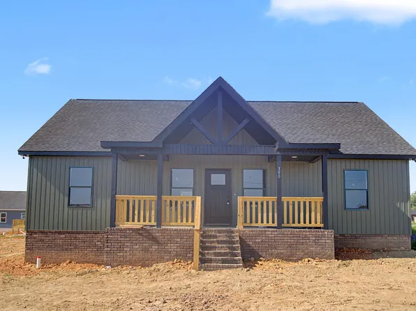 300 Irene Ct, Lafayette, TN 37083