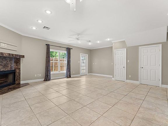 4th image of 210 Doctor Michael Debakey Dr APT D