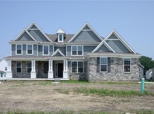 32610 Trillium Ct, Avon Lake, OH 44012