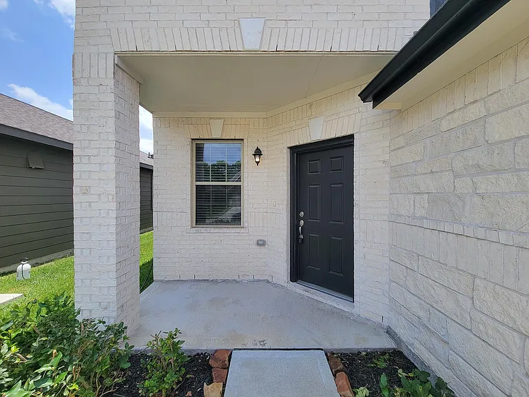 10423 Astor Point Trl — Photo 3
