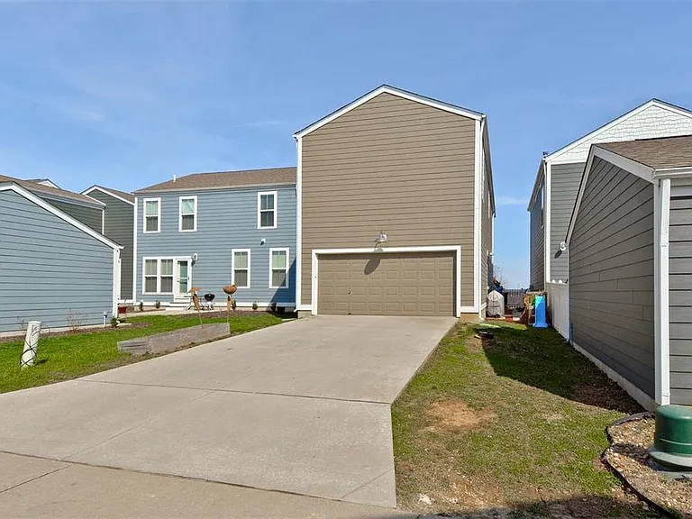 3617 Broad St — Photo 31