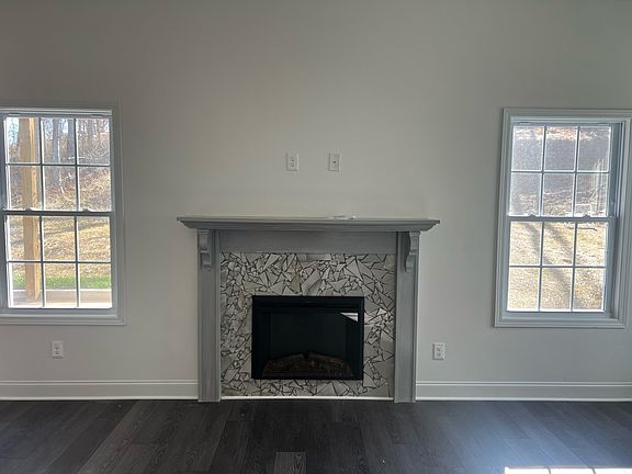 5th image of 400 Barry Dr Lot 29