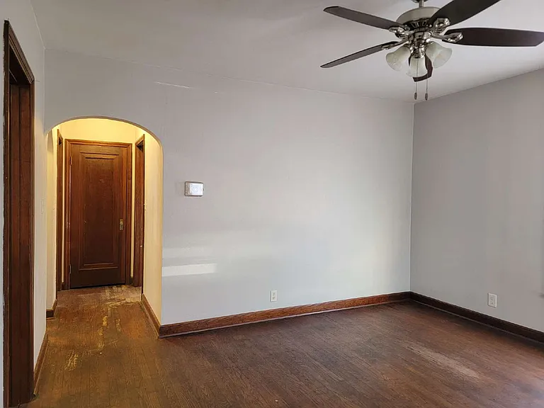 512 S Memorial Dr — Photo 4