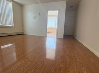 70 Bay 7th St #1F, Brooklyn, NY 11228