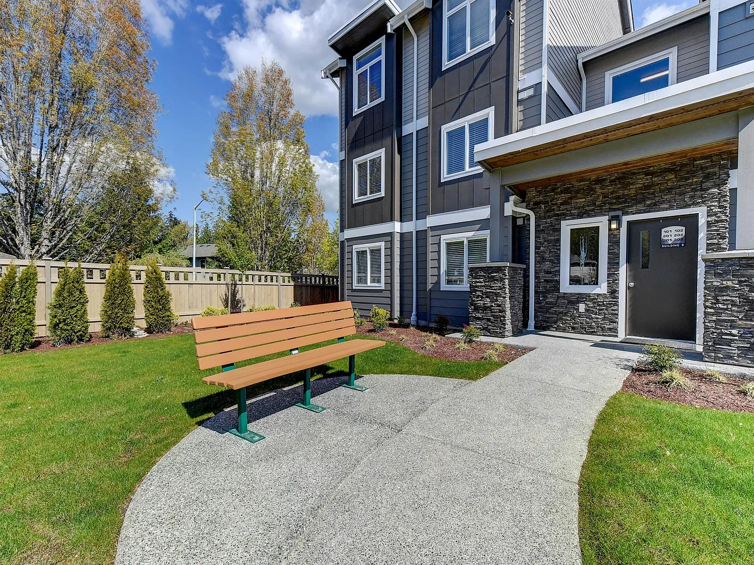 Silver Creek Apartment Homes — Photo 1