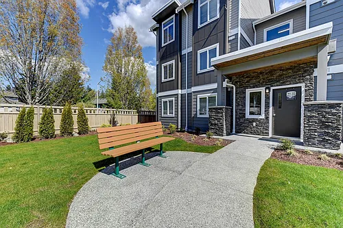 Silver Creek Apartment Homes Photo 1