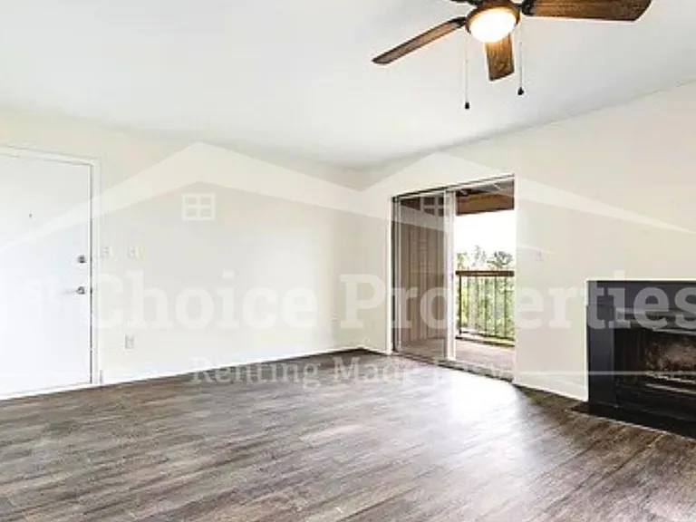 422 Skyview Dr #H — Photo 4