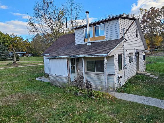 5th image of 37011 Wahimund Ave