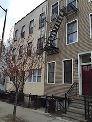 Rented by Donawald Realty INC | media 38