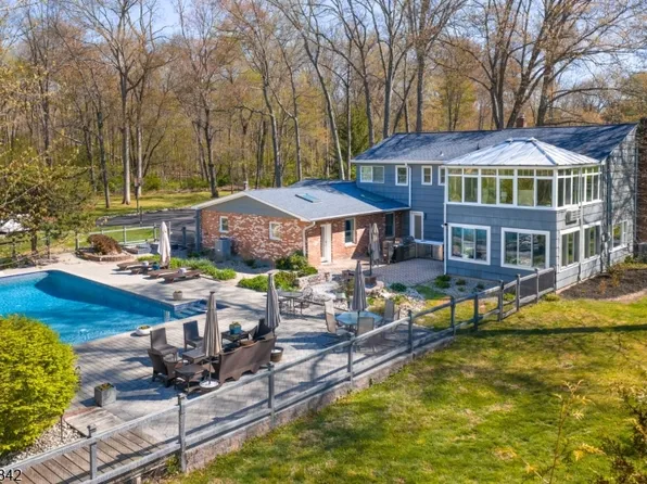 36 Coppergate Dr, Bernards Twp., NJ 07920