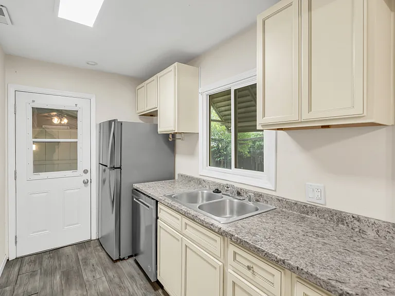 2551 Cumberland Rd — Photo 7