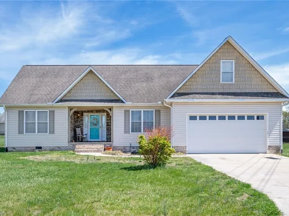 130 Applegate Ct, Mocksville, NC 27028