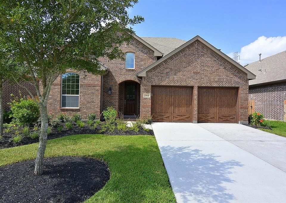 1st image of 21015 Shelbyville Dr